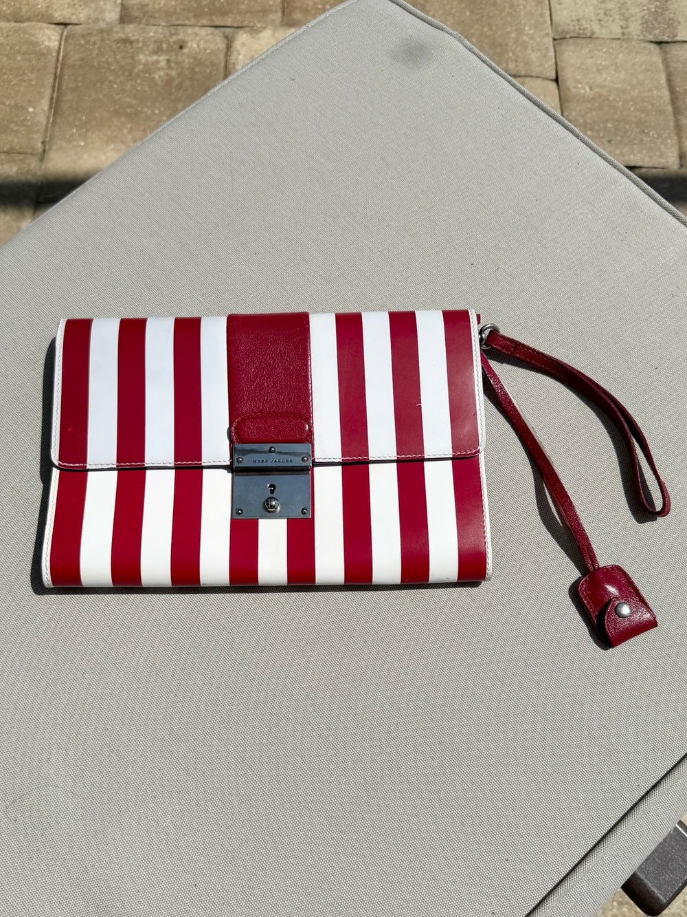 Marc Jacobs Isobel Runway Red White Striped Leather Push Lock Clutch Bag Vintage - Picture 10 of 16